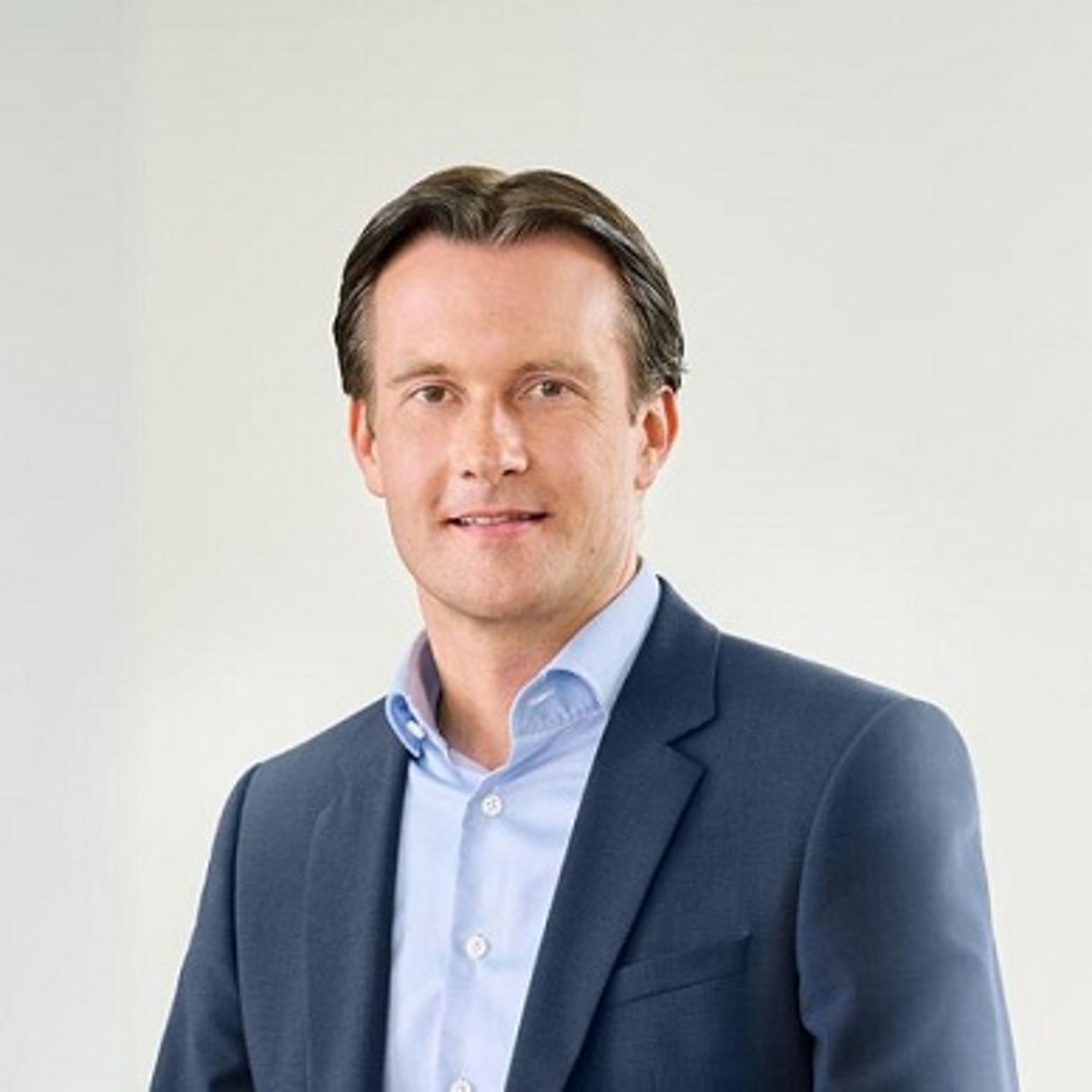 Portrait of Carsten Tidow, Managing Director Eastern Europe at the EOS Group