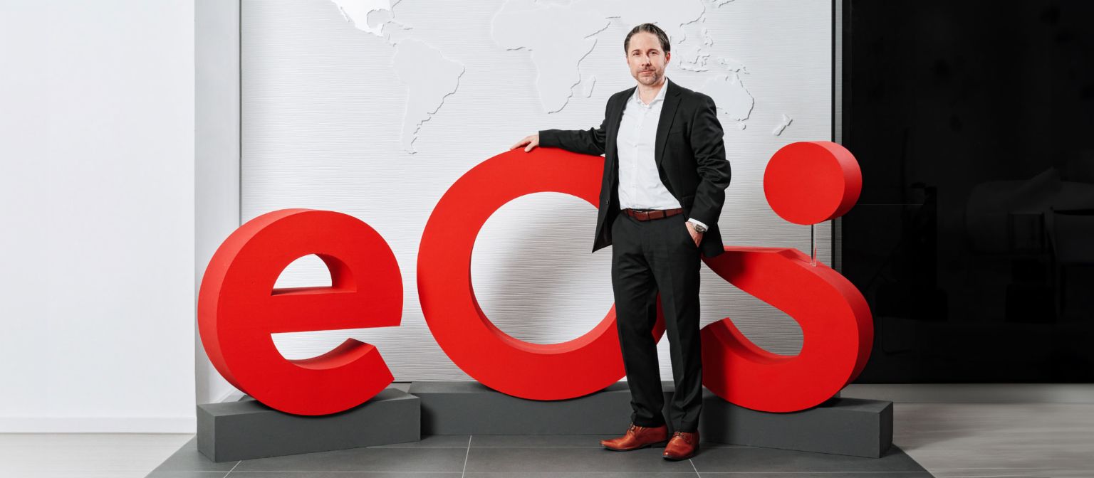 This is the new EOS brand: Marwin Ramcke introduces himself and the new logo.